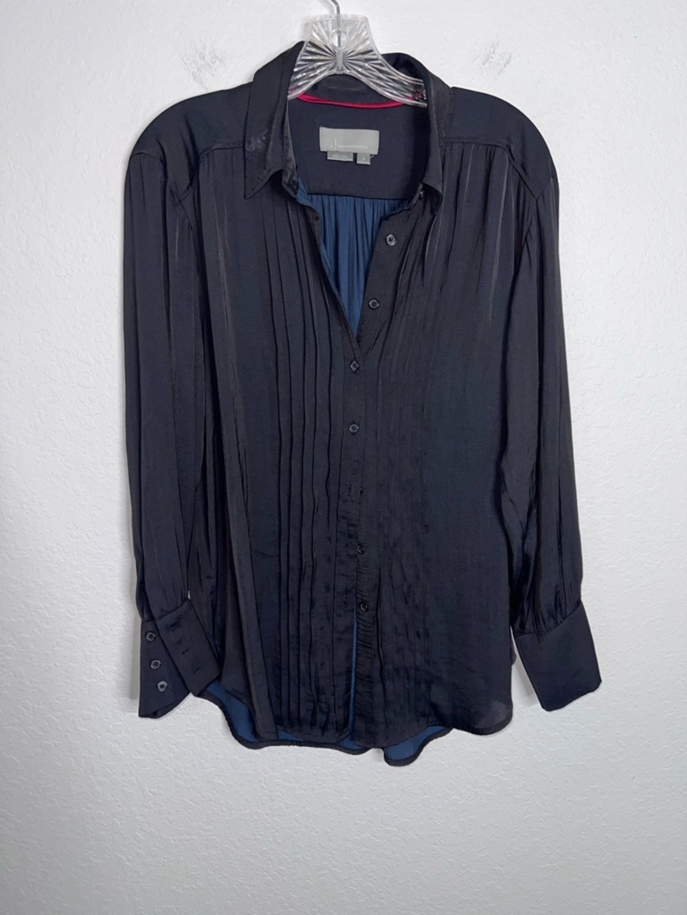 Anthropologie Tunic Top Womenโs Small Satin Pleated Shirt Blouse Black W